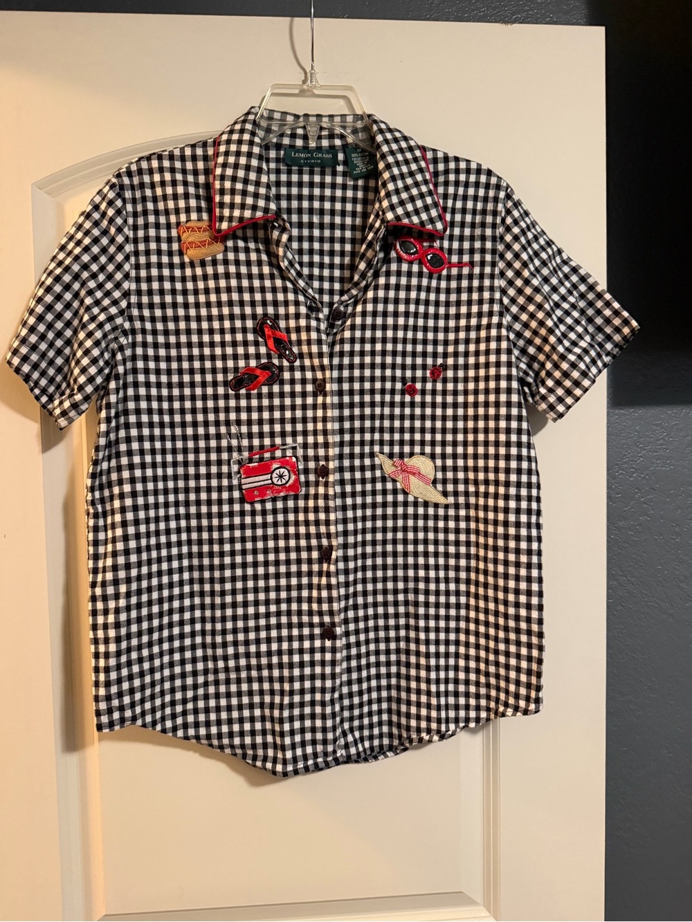 Lemon Grass Black & White Gingham Summer Appliqués Shirt Size Medium 100% Cotton